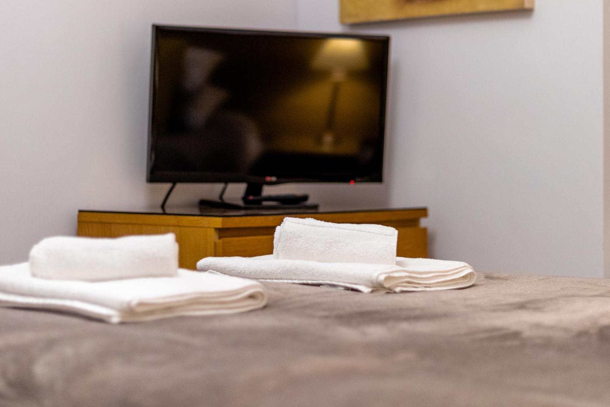 リーズ The Beechwood Bed & Breakfast エクステリア 写真