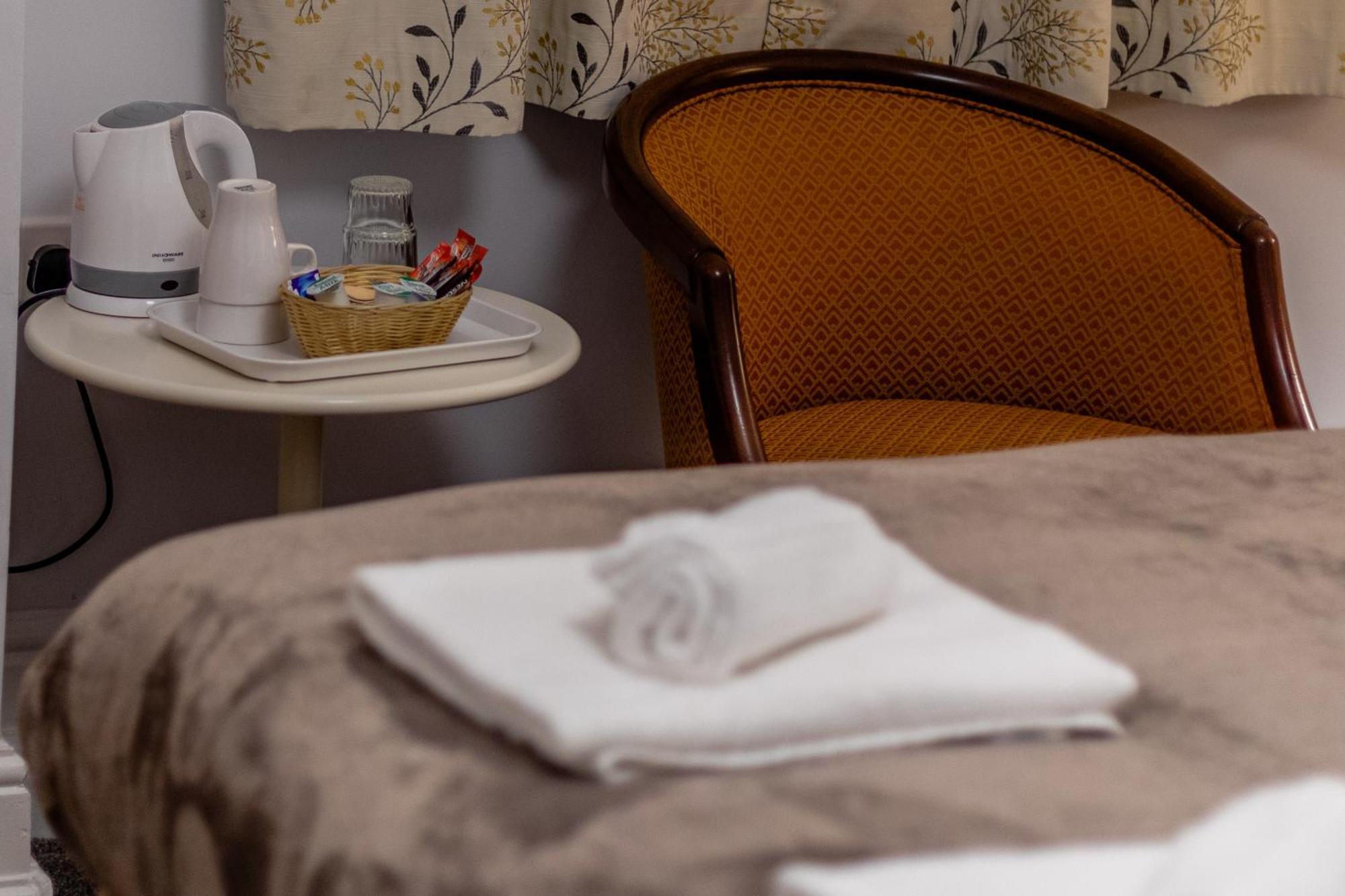 リーズ The Beechwood Bed & Breakfast エクステリア 写真