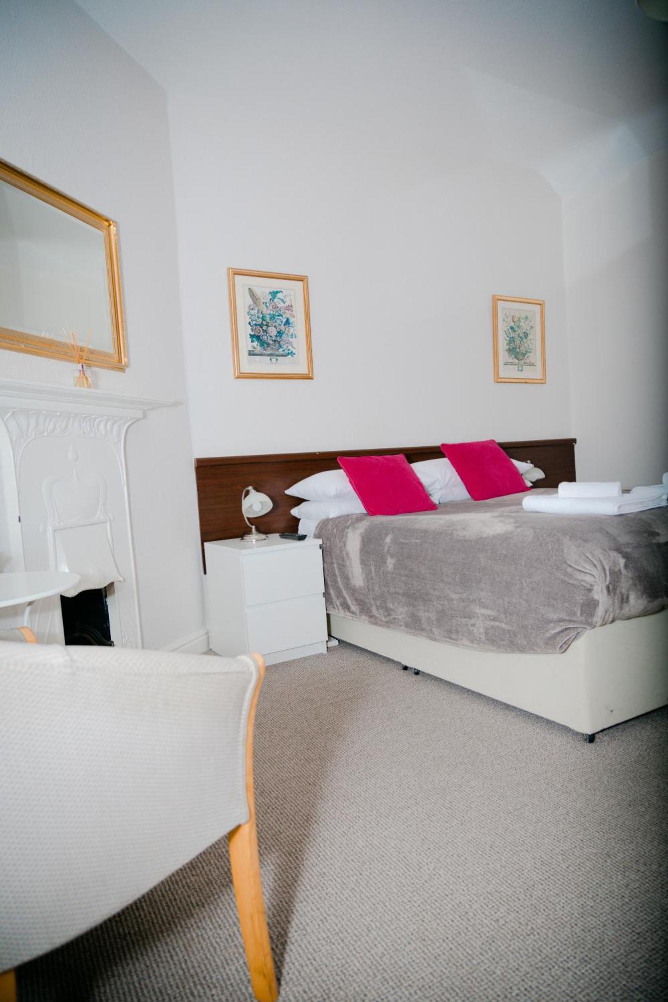 リーズ The Beechwood Bed & Breakfast エクステリア 写真